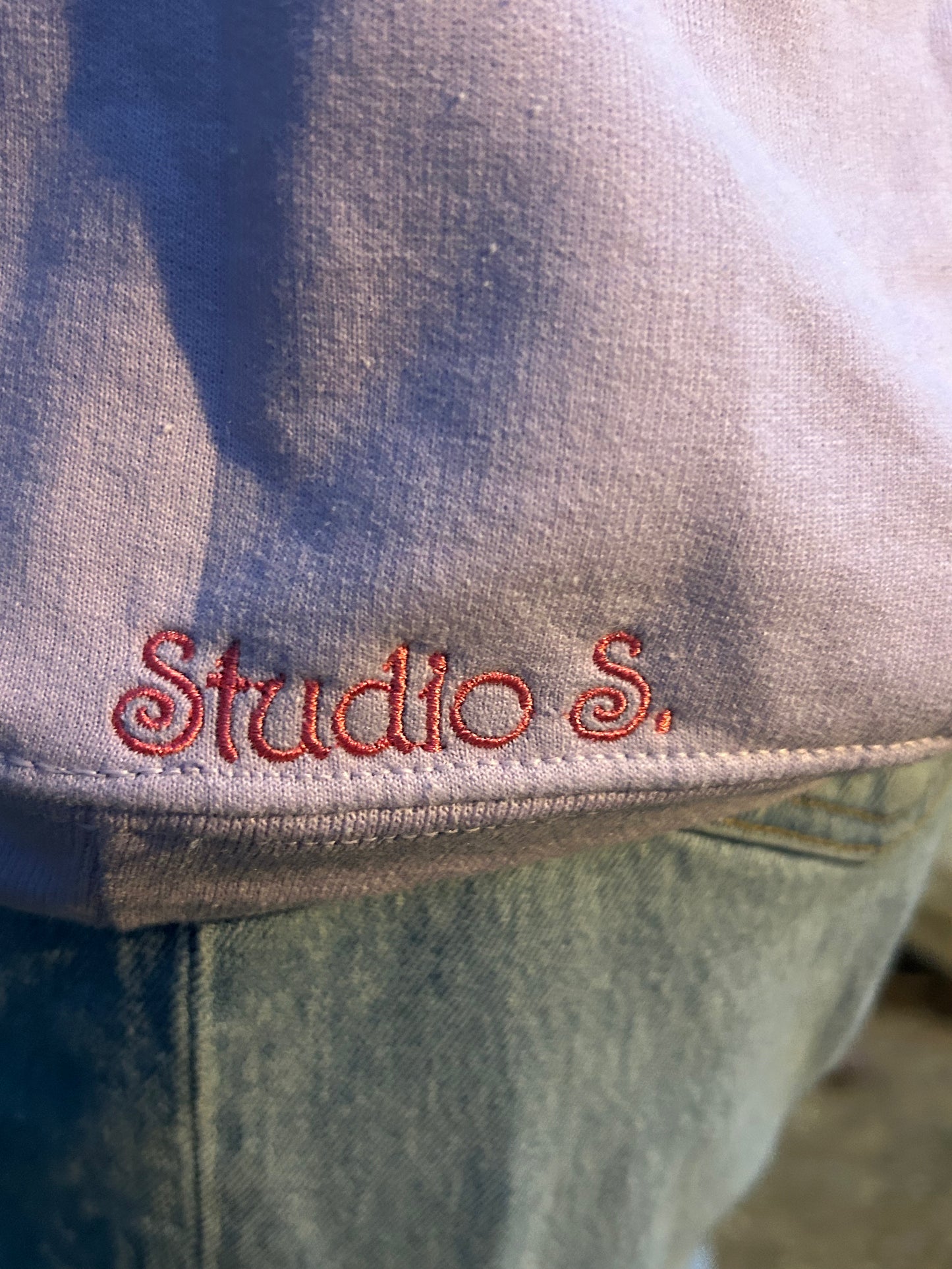 "DON'T LET YOUR PAST CONTROL THE PRESENT" lilac hoodie